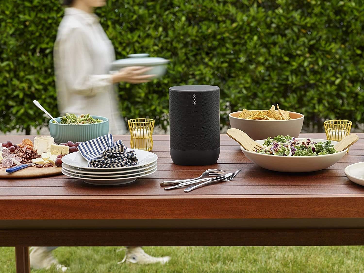 Sonos Move Smart Speaker (WasserFester Wlan und Bluetooth Lautsprecher MIT Alexa Sprachsteuerung, Google Assistant und AirPlay 2 - Kabellose Outdoor Musikbox Mit Akku für MusiKstreaming) Schwarz – Bild 6