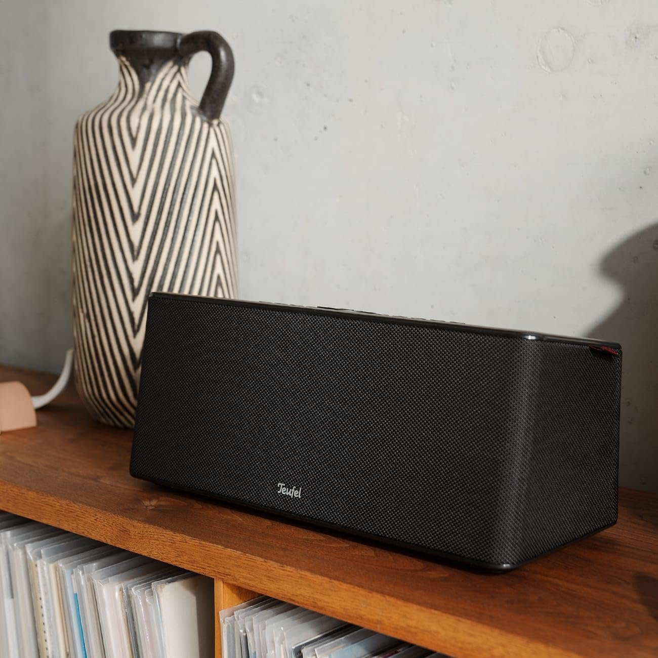 Teufel Motiv Home - All -in -One -Smart -Lautsprecher - Kabelloser Tragbarer Bluetooth Lautsprecher MIT Wlan Muikstreaming und Akku, Airplay 2, Chromecast, Kraftvoller Multiroom -Lautsprecher - Schwarz – Bild 6